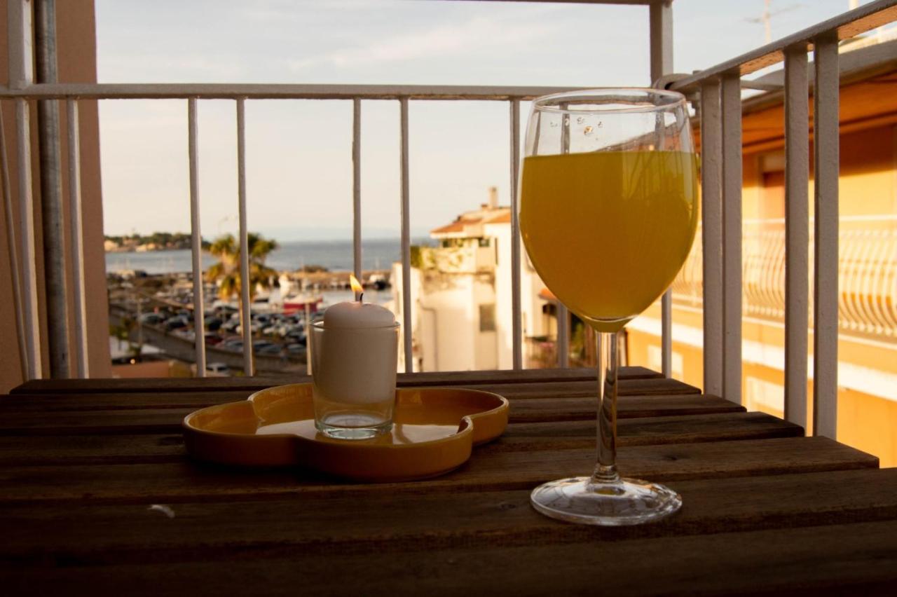 Casa Vacanze Caramagna Ачи Костелло Экстерьер фото