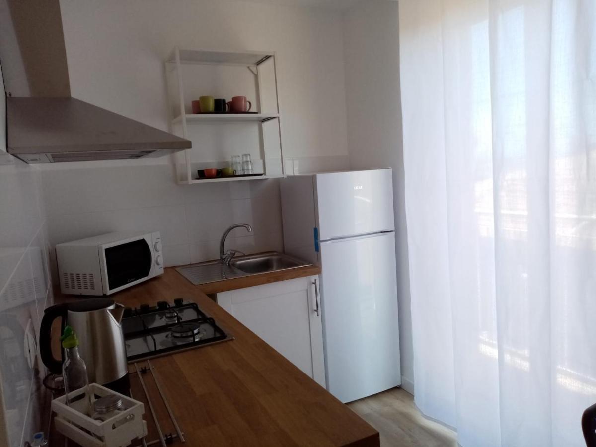 Casa Vacanze Caramagna Ачи Костелло Экстерьер фото