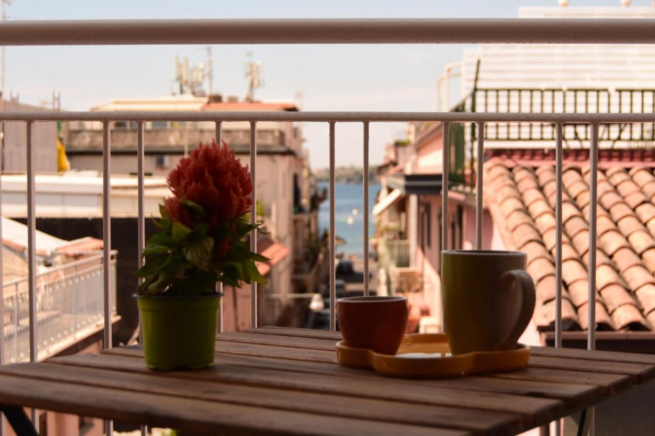 Casa Vacanze Caramagna Ачи Костелло Экстерьер фото